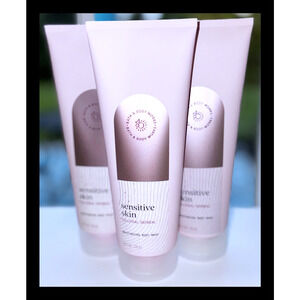 Bath & Body Works Sensitive Skin Colloidal Oatmeal Moisturizing Body Wash x3